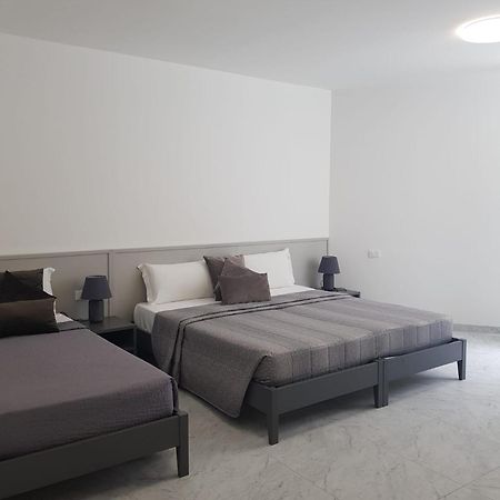 Hotel Lorena Toscolano-Maderno Esterno foto
