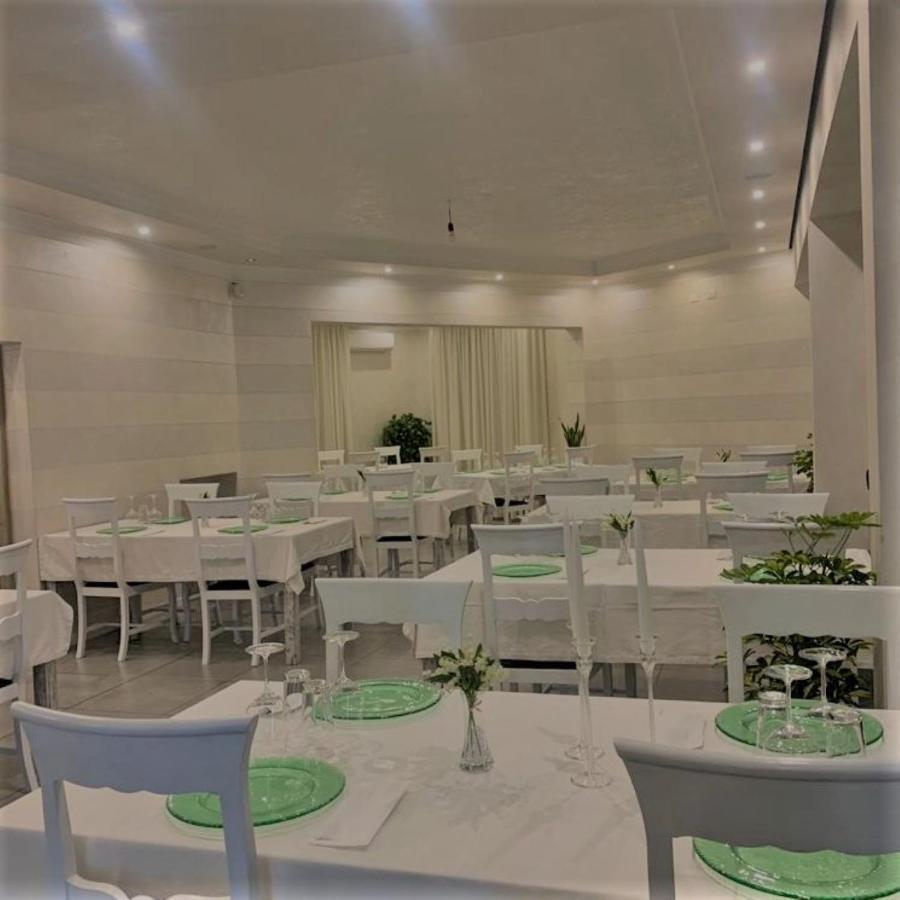 Hotel Lorena Toscolano-Maderno Esterno foto