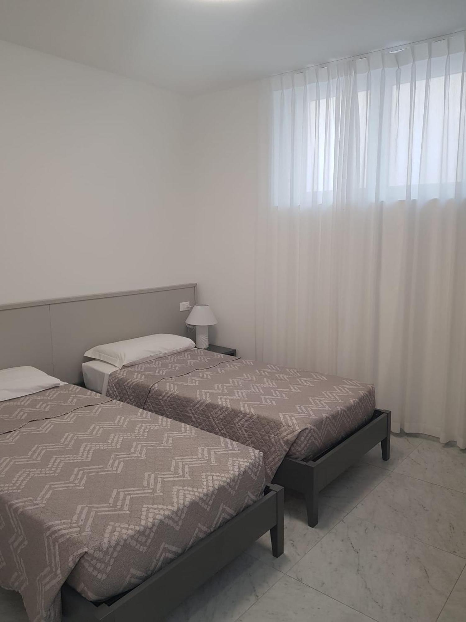Hotel Lorena Toscolano-Maderno Esterno foto