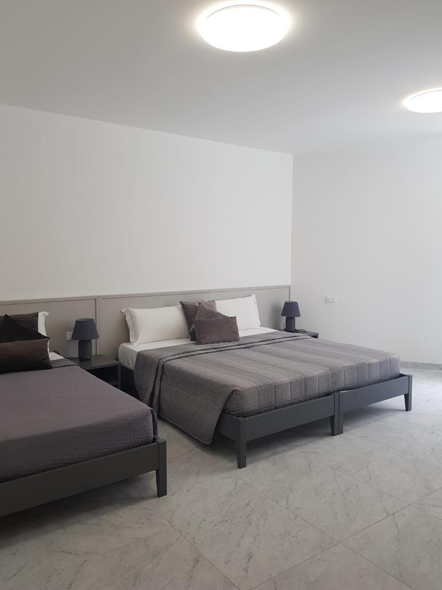 Hotel Lorena Toscolano-Maderno Esterno foto