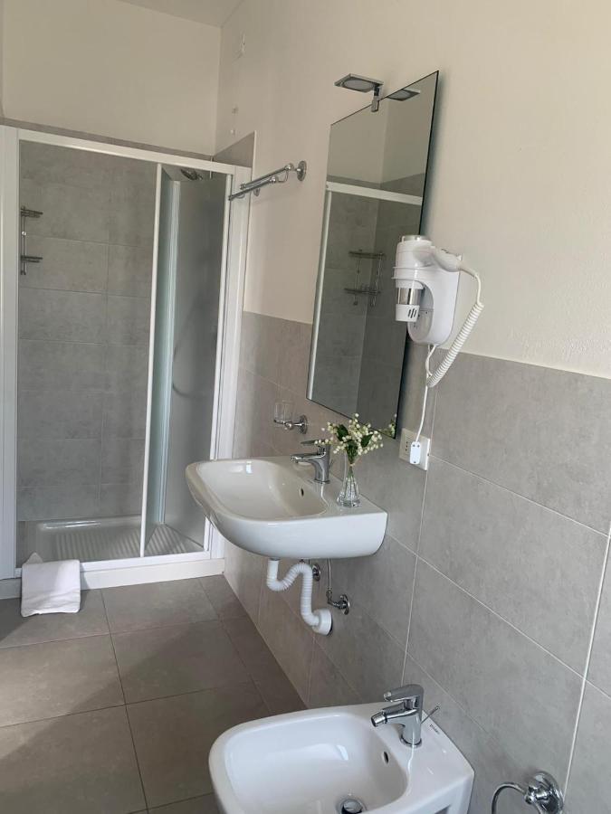 Hotel Lorena Toscolano-Maderno Esterno foto